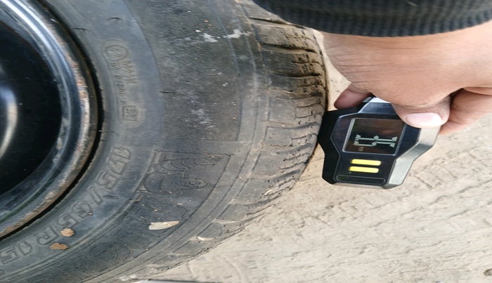 2011 Honda City 1.5L I-VTEC V AT, Petrol, Automatic, 72,441 km, tyre