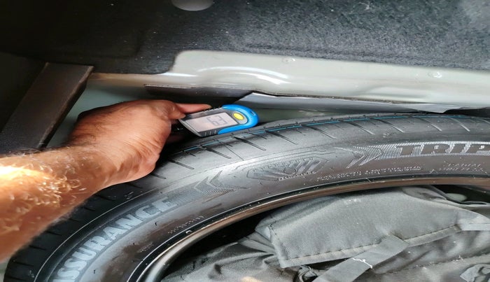 2024 Tata NEXON PURE 1.2 PETROL, Petrol, Manual, 36,185 km, tyre