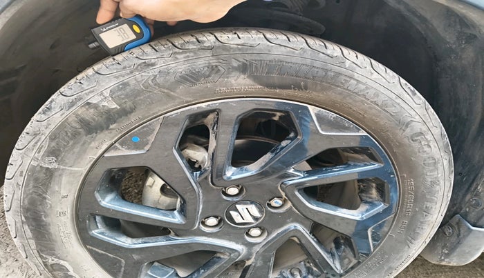 2024 Maruti FRONX DELTA PLUS 1.2L AGS, Petrol, Automatic, 10,672 km, tyre