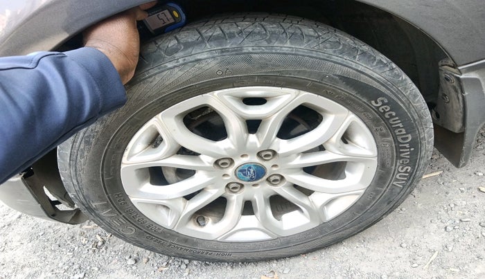 2014 Ford Ecosport TITANIUM 1.5L PETROL AT, Petrol, Automatic, 64,266 km, tyre