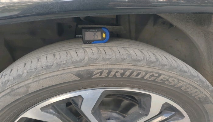 2022 Jeep Compass MODEL S (O) DIESEL 4X4 AT, Diesel, Automatic, 47,290 km, tyre