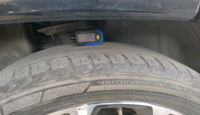 2022 Jeep Compass MODEL S (O) DIESEL 4X4 AT, Diesel, Automatic, 47,290 km, tyre