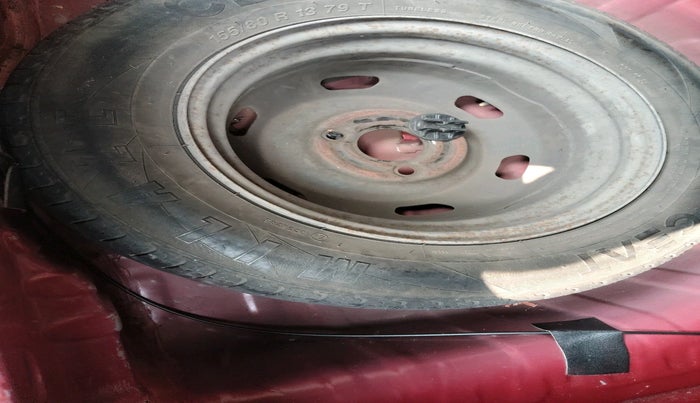 2016 Renault Kwid RXT 1.0, Petrol, Manual, 45,333 km, tyre