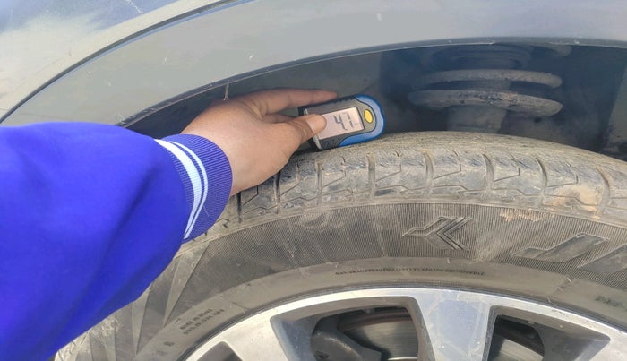 2018 Maruti S Cross ZETA 1.3, Diesel, Manual, 90,486 km, tyre