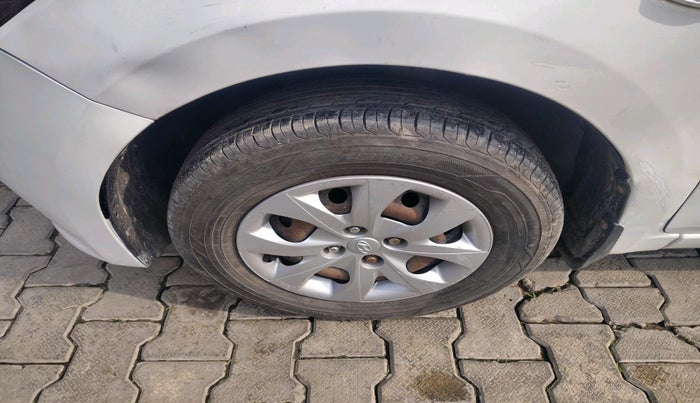 2016 Hyundai Elite i20 MAGNA 1.2, Petrol, Manual, 1,03,850 km, tyre