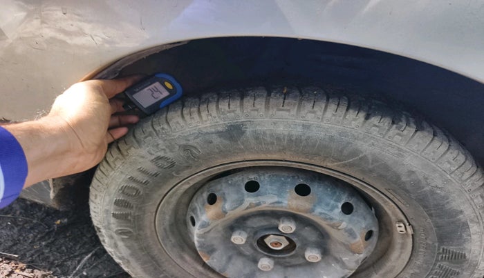 2014 Maruti Alto 800 LXI, Petrol, Manual, 37,423 km, tyre