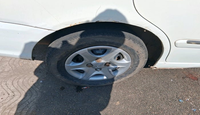 2012 Hyundai Accent EXECUTIVE, CNG, Manual, 1,15,257 km, tyre