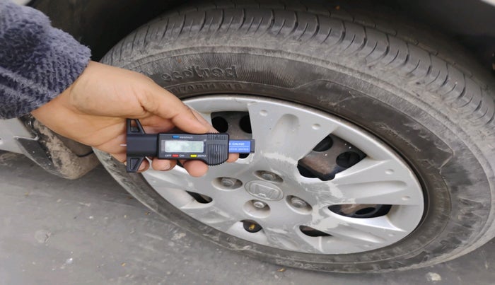 2017 Honda Amaze 1.2L I-VTEC S, Petrol, Manual, 74,764 km, tyre