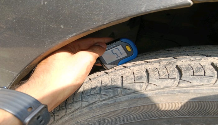 2012 Maruti Ertiga VDI, Diesel, Manual, 1,28,831 km, tyre