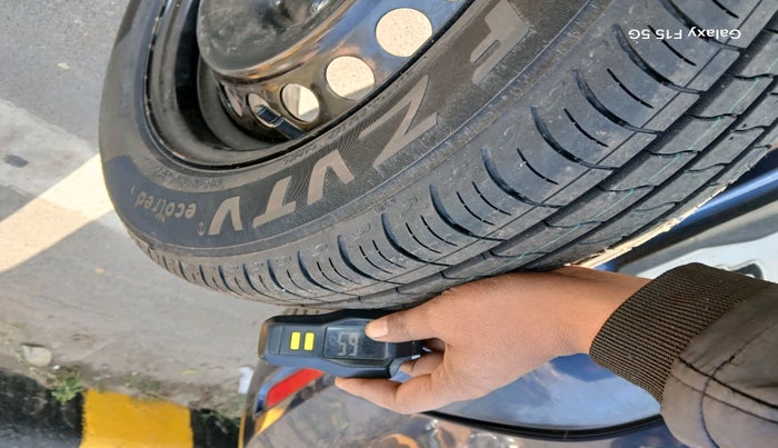 2021 Maruti Baleno ZETA PETROL 1.2, Petrol, Manual, 38,328 km, tyre