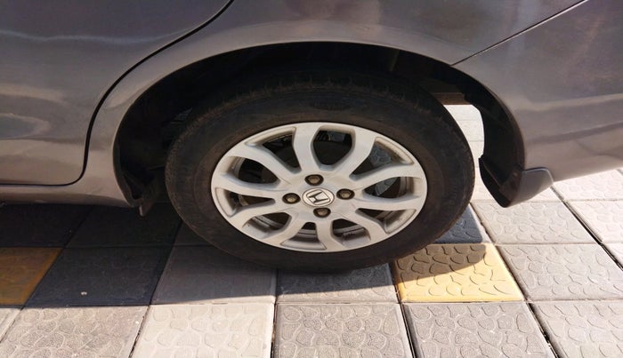 2013 Honda Amaze 1.2L I-VTEC S, Petrol, Manual, 55,804 km, tyre