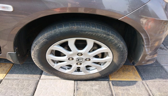 2013 Honda Amaze 1.2L I-VTEC S, Petrol, Manual, 55,804 km, tyre