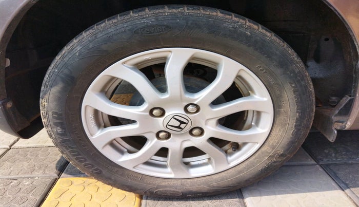 2013 Honda Amaze 1.2L I-VTEC S, Petrol, Manual, 55,804 km, tyre