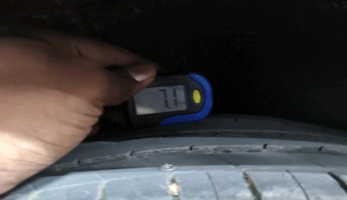 2018 Maruti Vitara Brezza ZDI PLUS AMT, Diesel, Automatic, 2,63,149 km, tyre