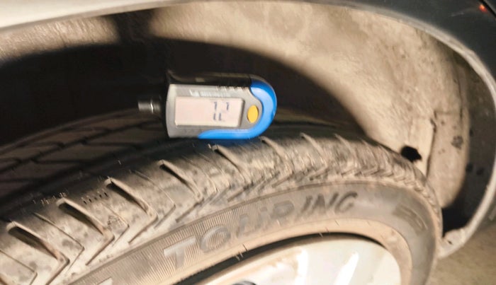 2016 Maruti Wagon R 1.0 VXI AMT, Petrol, Automatic, 57,313 km, tyre