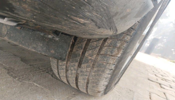 2021 Hyundai Creta SX 1.5 PETROL, Petrol, Manual, 86,932 km, tyre