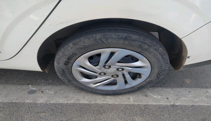 2021 Hyundai AURA S 1.2 CNG, Petrol, Manual, 1,25,910 km, tyre