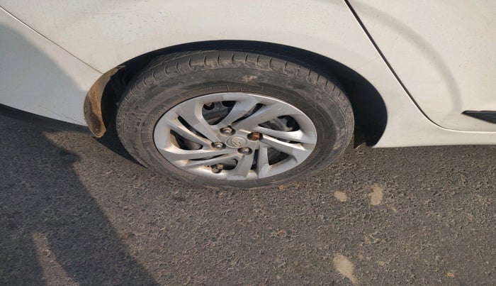 2021 Hyundai AURA S 1.2 CNG, Petrol, Manual, 1,25,910 km, tyre