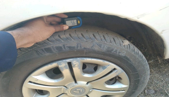 2011 Ford Figo ZXI 1.4 DIESEL, Diesel, Manual, 1,09,885 km, tyre