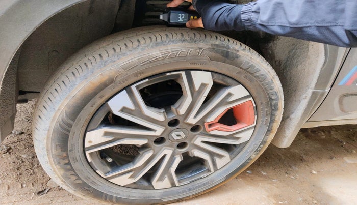 2021 Renault Kiger RXZ TURBO CVT, Petrol, Automatic, 52,720 km, tyre