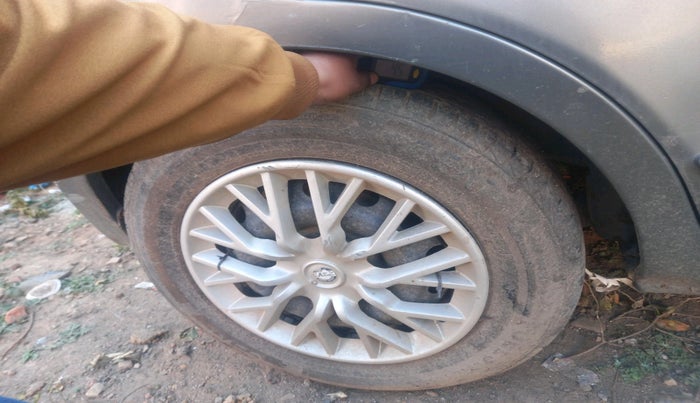 2013 Chevrolet Sail UVA 1.3 LS, Diesel, Manual, 1 km, tyre