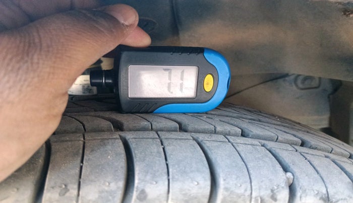 2014 Honda Amaze 1.2L I-VTEC E, Petrol, Manual, 98,547 km, tyre