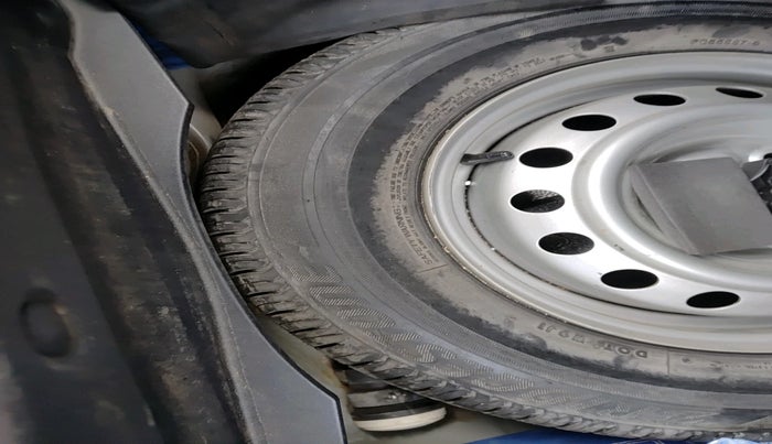 2021 Tata ALTROZ XE PETROL, Petrol, Manual, 1,10,448 km, tyre