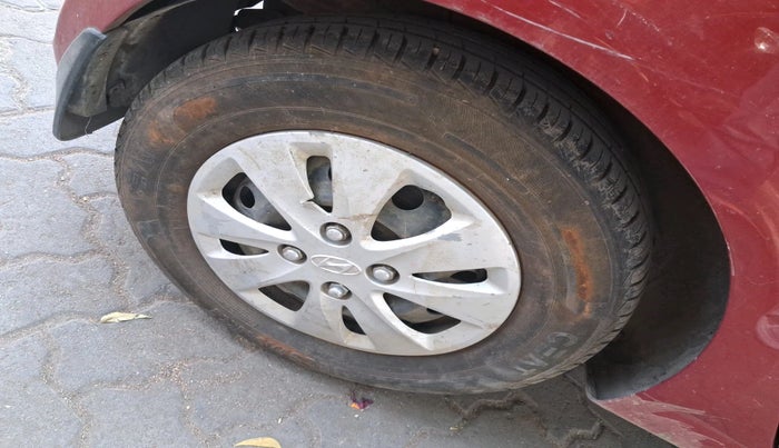 2012 Hyundai i10 ASTA 1.2 AT SUNROOF, Petrol, Automatic, 79,066 km, tyre