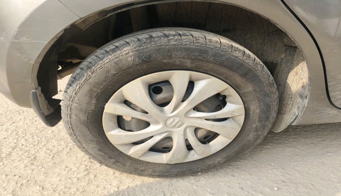 2021 Maruti Swift VXI, Petrol, Manual, 97,621 km, tyre