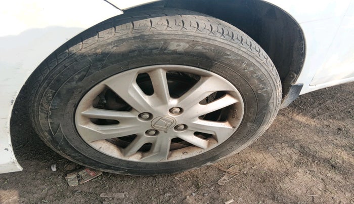 2017 Honda Amaze 1.5L I-DTEC VX, Diesel, Manual, 77,699 km, tyre