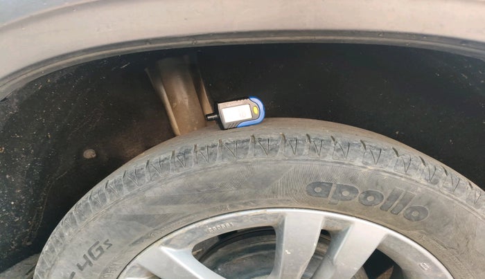 2017 Maruti Vitara Brezza ZDI PLUS, Diesel, Manual, 54,848 km, tyre