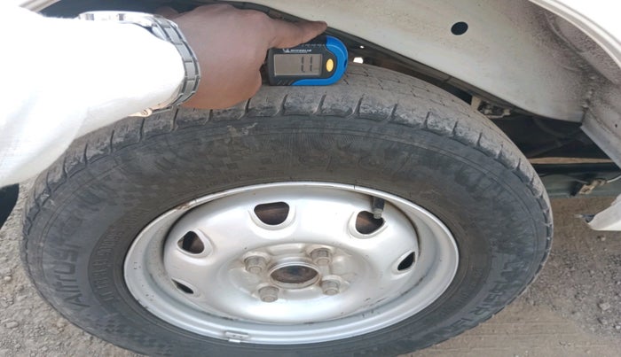 2022 Maruti Eeco 7 STR STD(O), Petrol, Manual, 70,279 km, tyre