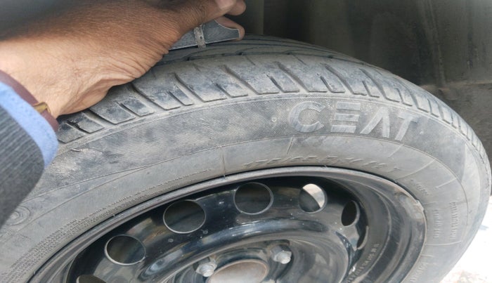 2016 Ford New Figo AMBIENTE 1.5 DIESEL, Diesel, Manual, 1,45,611 km, tyre