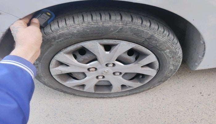 2013 Hyundai Grand i10 SPORTZ 1.2 KAPPA VTVT, Petrol, Manual, 55,777 km, tyre