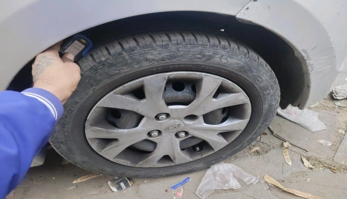 2013 Hyundai Grand i10 SPORTZ 1.2 KAPPA VTVT, Petrol, Manual, 55,777 km, tyre