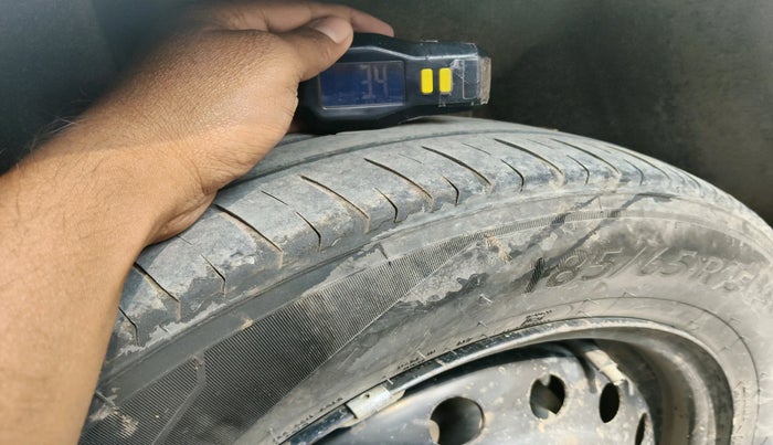 2021 Maruti Ertiga VXI SHVS, Petrol, Manual, 59,014 km, tyre