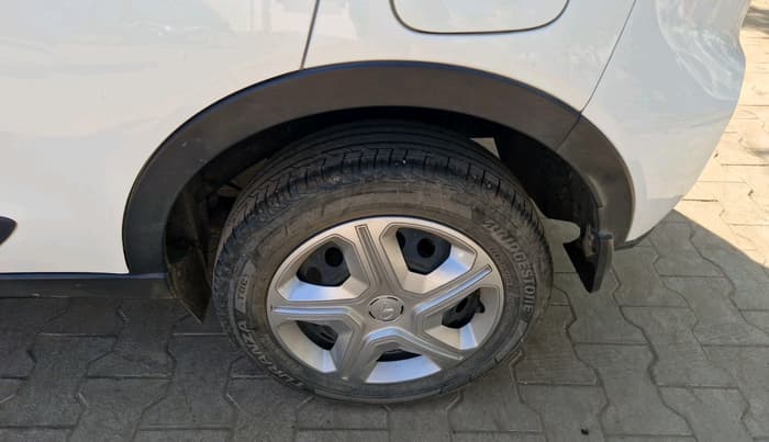 2023 Tata NEXON XMA PETROL, Petrol, Automatic, 15,900 km, tyre