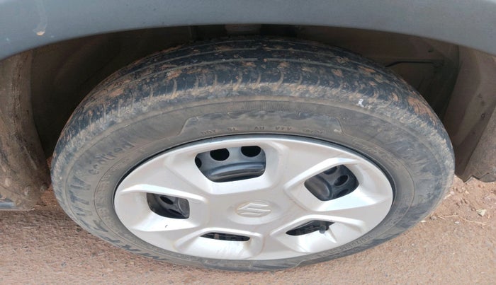 2021 Maruti S PRESSO VXI PLUS AMT, Petrol, Automatic, 60,218 km, tyre