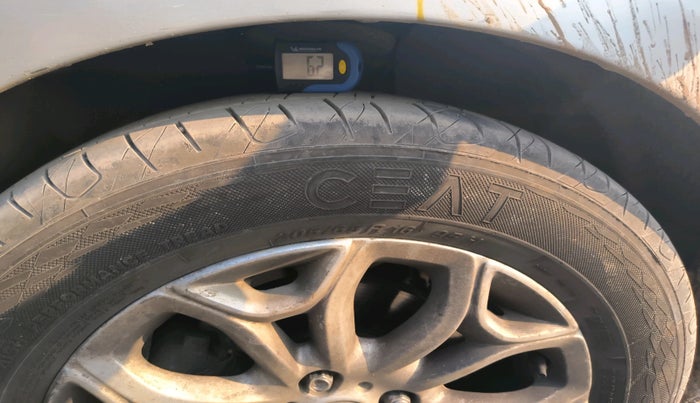 2017 Ford Ecosport TITANIUM 1.5L PETROL, CNG, Manual, 51,214 km, tyre