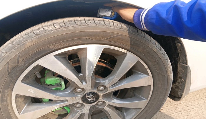 2016 Hyundai Verna 1.6 VTVT SX (O), Petrol, Manual, 57,677 km, tyre