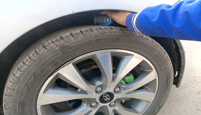 2016 Hyundai Verna 1.6 VTVT SX (O), Petrol, Manual, 57,677 km, tyre