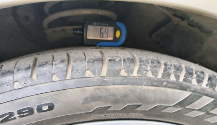 2012 Hyundai Verna FLUIDIC 1.6 VTVT SX, Petrol, Manual, 46,757 km, tyre