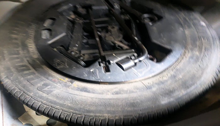 2011 Hyundai i10 MAGNA 1.1, Petrol, Manual, 36,999 km, tyre