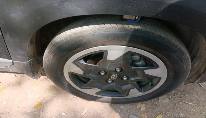 2025 Hyundai EXTER SX 1.2 MT Hy-CNG Duo , Petrol, Manual, 10,519 km, tyre