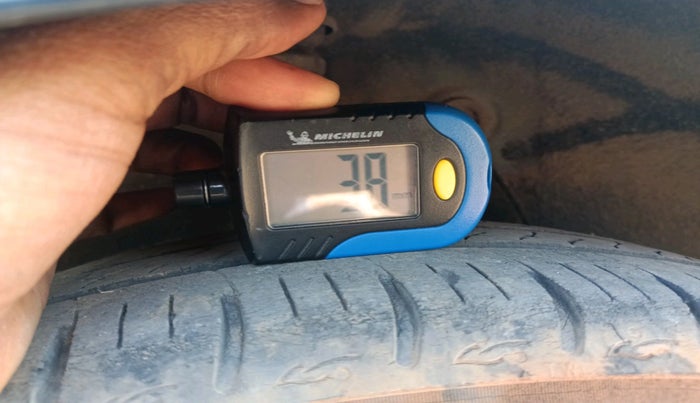 2023 Hyundai GRAND I10 NIOS SPORTZ 1.2 KAPPA VTVT, Petrol, Manual, 31,424 km, tyre