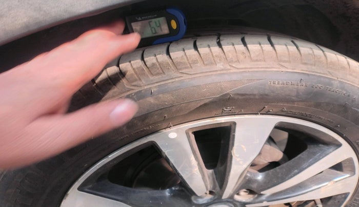 2019 Nissan Kicks XV 1.5, Petrol, Manual, 44,257 km, tyre