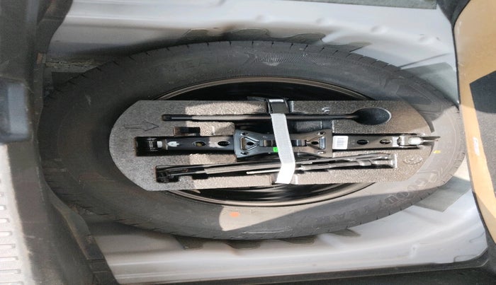 2022 Volkswagen TAIGUN HIGHLINE 1.0 TSI AT, Petrol, Automatic, 39,066 km, tyre