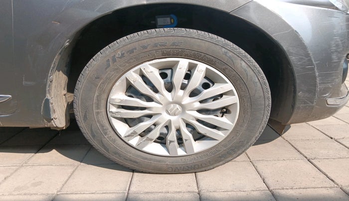 2020 Maruti Dzire VXI AMT, Petrol, Automatic, 94,983 km, tyre