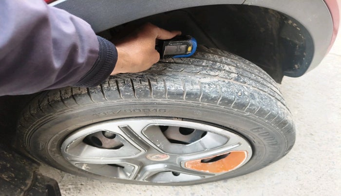 2018 Tata NEXON XM PETROL, Petrol, Manual, 34,585 km, tyre