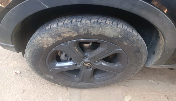 2021 Tata NEXON XZ PLUS (O) DIESEL DARK EDITION, Diesel, Manual, 54,000 km, tyre